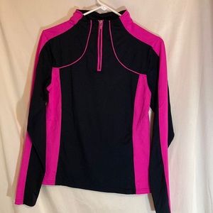 Skea shimmies Athletic top